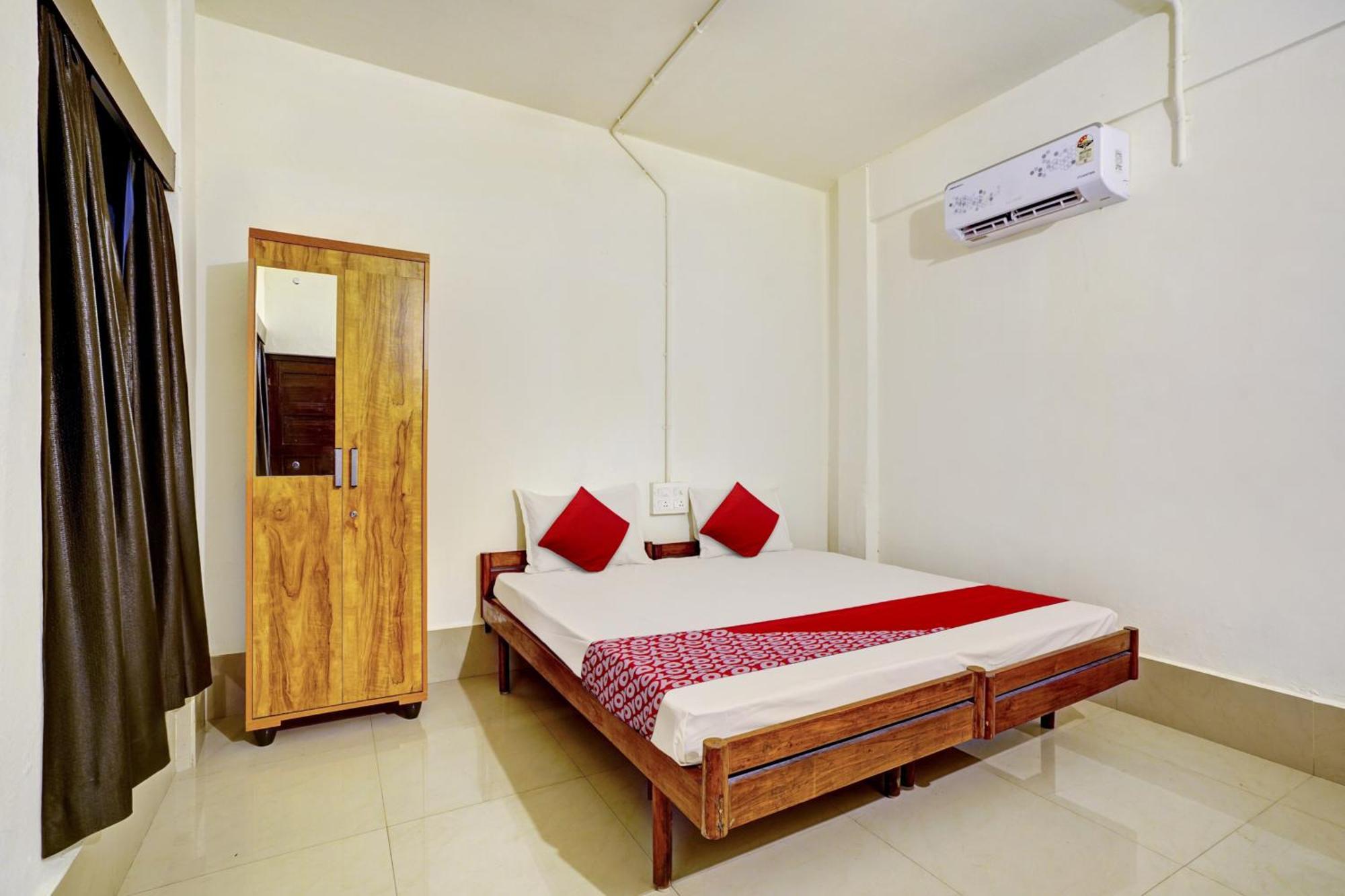 Super Hotel O Ceasar Palace Annex Thodupuzha Buitenkant foto
