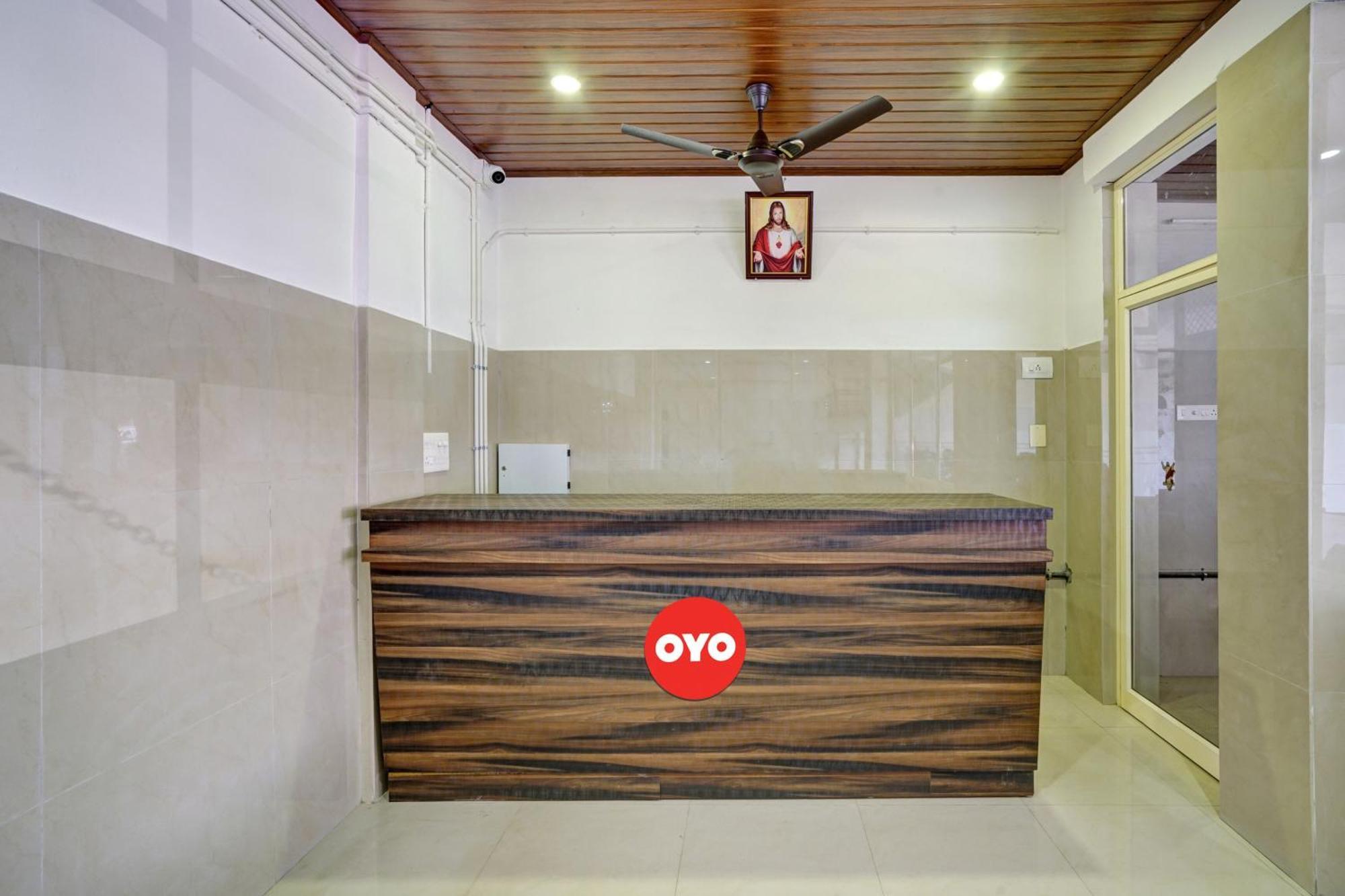 Super Hotel O Ceasar Palace Annex Thodupuzha Buitenkant foto