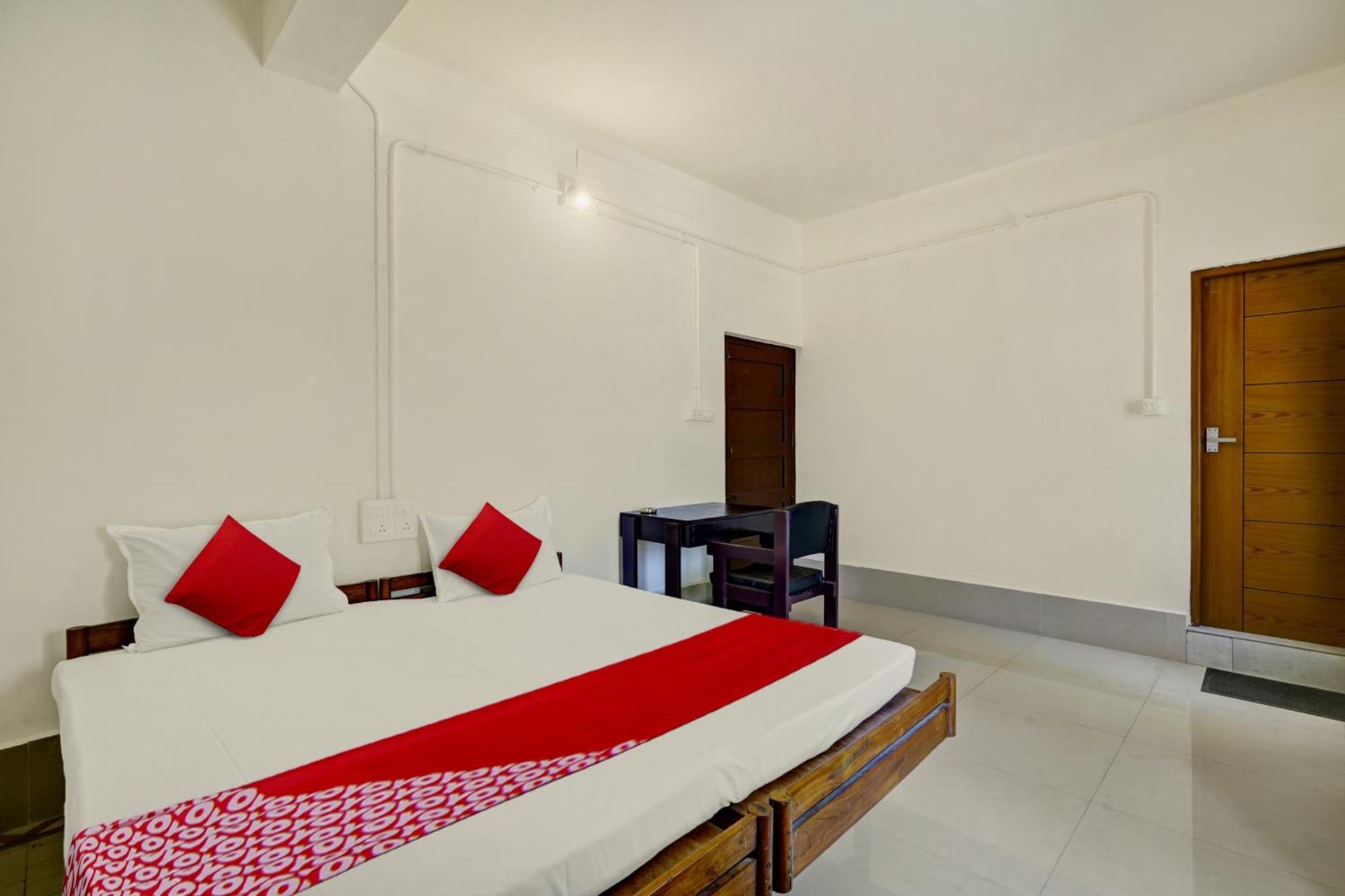 Super Hotel O Ceasar Palace Annex Thodupuzha Buitenkant foto
