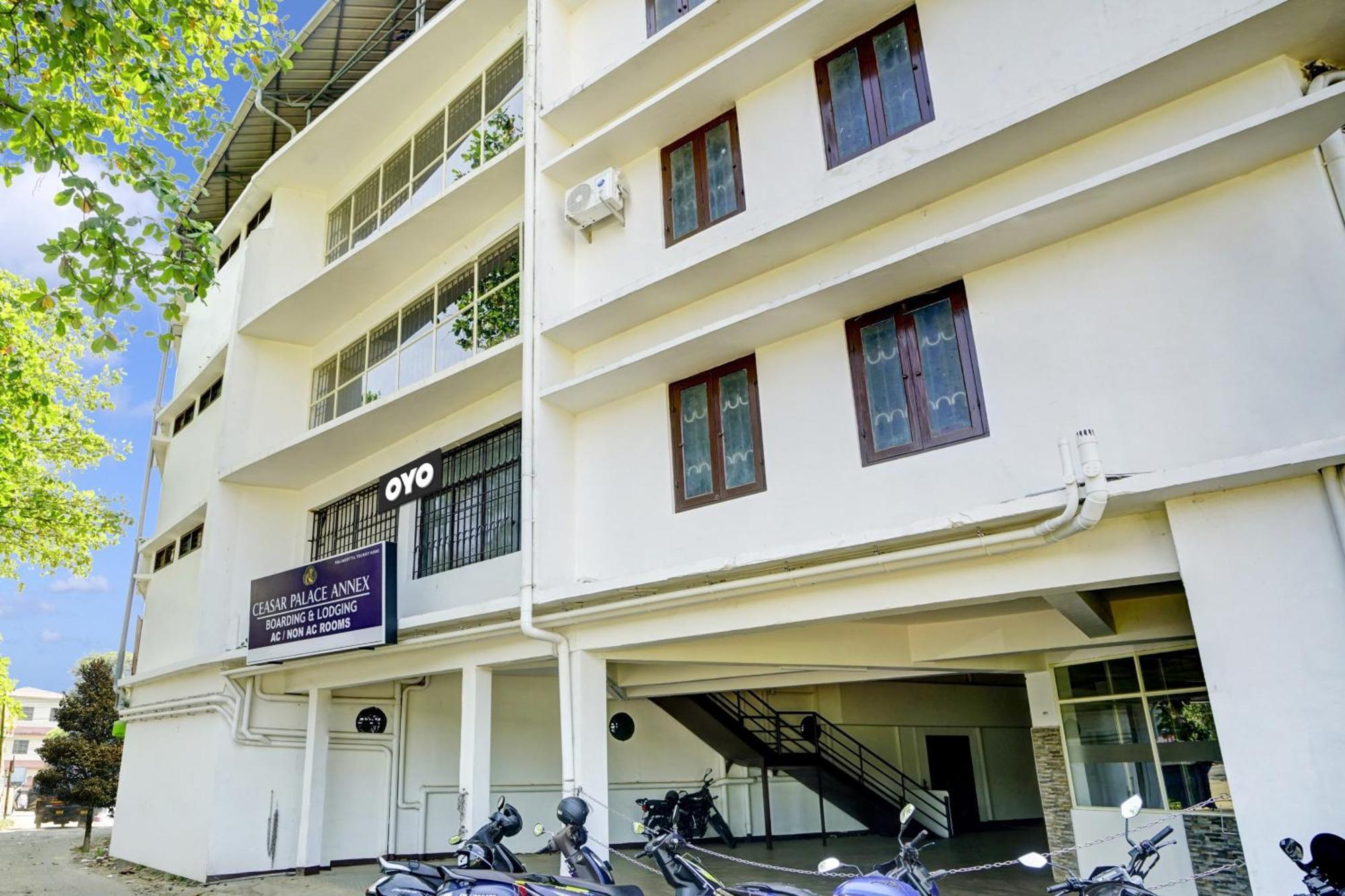 Super Hotel O Ceasar Palace Annex Thodupuzha Buitenkant foto