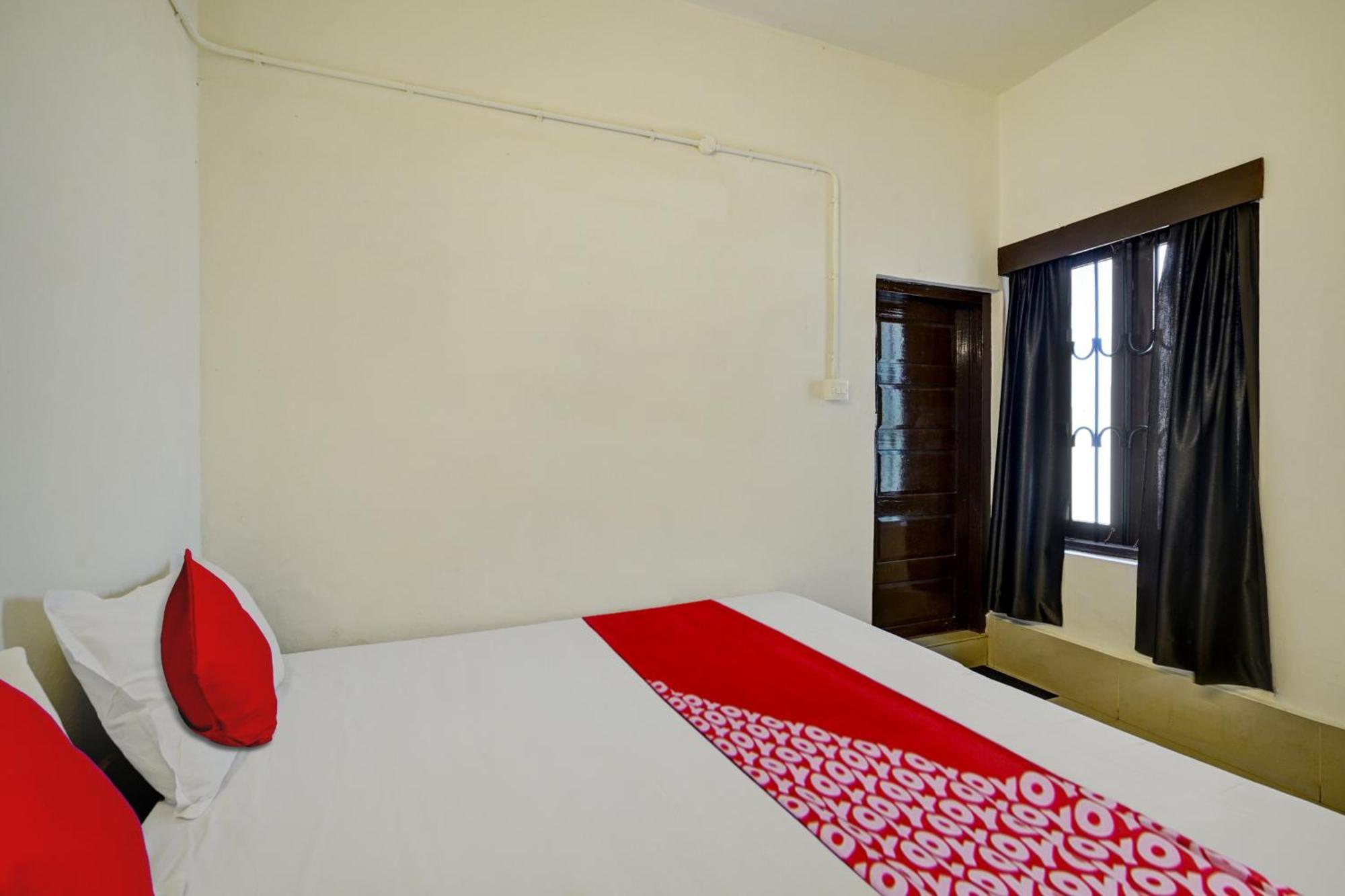Super Hotel O Ceasar Palace Annex Thodupuzha Buitenkant foto