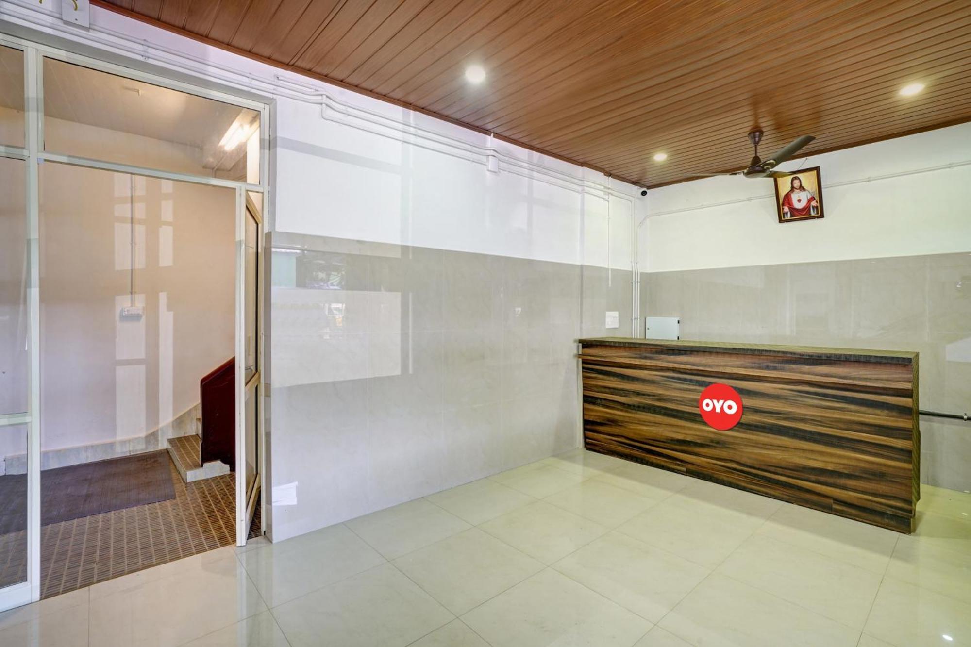 Super Hotel O Ceasar Palace Annex Thodupuzha Buitenkant foto